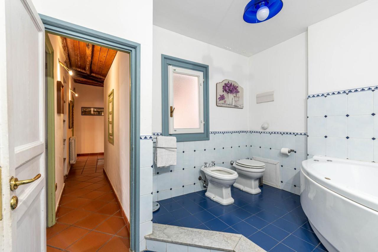 Vicere' Apartment Maqueda Palermo Bagian luar foto